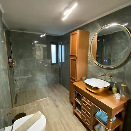 Apartament Panos Luxury *